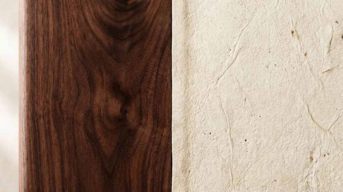 Textura de primer plano de madera fina y pergamino genuino, materiales de lujo para muebles de autor